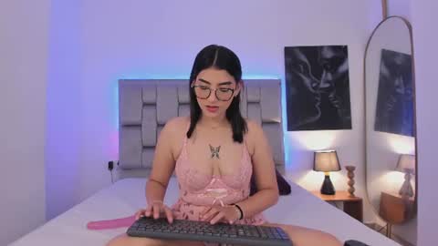 candy_tyna online show from 06.26.26