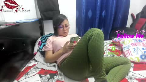 Snapshot of candy_val chatting on 01.19.25 candy_val online show from 01.19.25