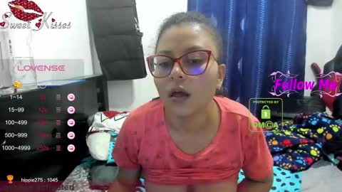 Snapshot of candy_val chatting on 02.04.25 candy_val online show from 02.04.25