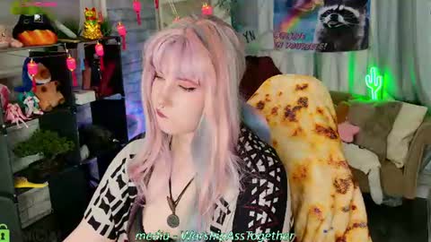Mary online show from 07.08.26