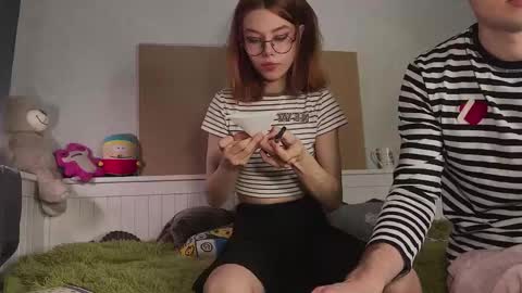 candybeee online show from 12.21.25