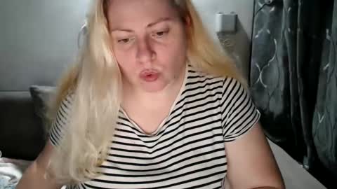 Laura online show from 01.14.25