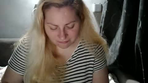 Laura online show from 01.15.25