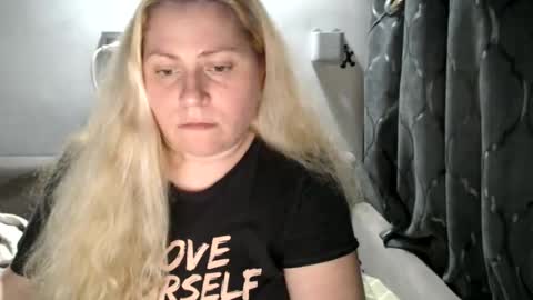 Laura online show from 01.20.25