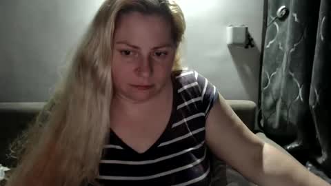 Laura online show from 01.24.25