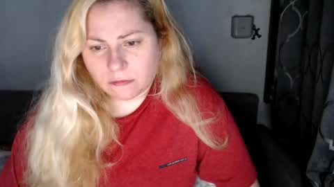 Laura online show from 02.09.25