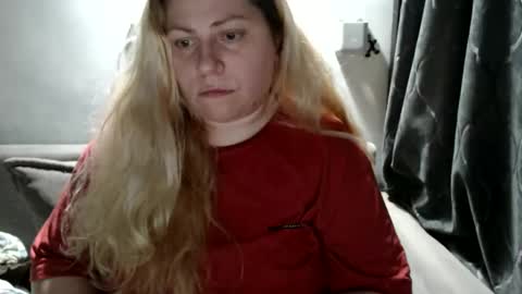 Laura online show from 02.25.25