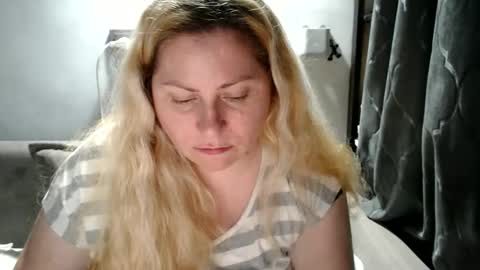 Laura online show from 03.01.25