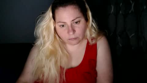Laura online show from 09.12.25