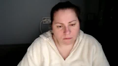 Laura online show from 10.05.25