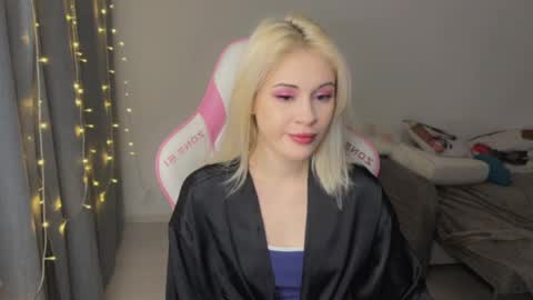 You can call me HH online show from 01.17.26