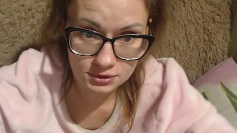 Snapshot of candylady13 chatting on 12.01.24 say meow and send tips online show from 12.01.24