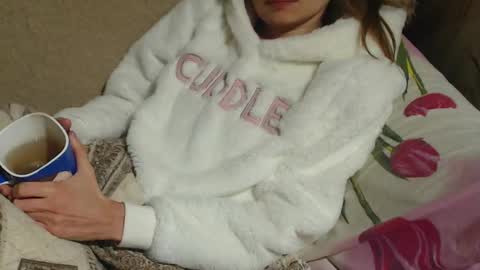Snapshot of candylady13 chatting on 12.14.24 say meow and send tips online show from 12.14.24