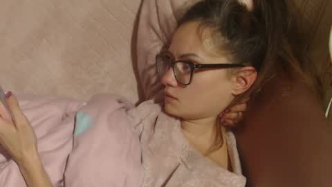 say meow and send tip  online show from 11.13.25