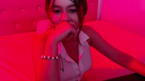Snapshot of candyre chatting on 01.26.25 C A N D Y online show from 01.26.25