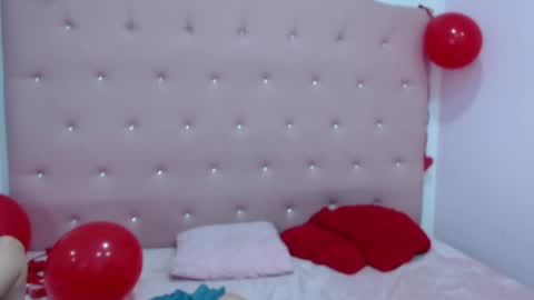 Snapshot of candyre chatting on 02.13.25 C A N D Y online show from 02.13.25