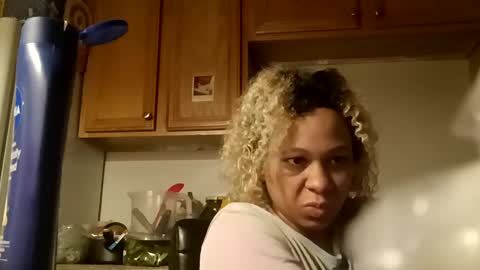 candyredxo2024 online show from 10.01.25