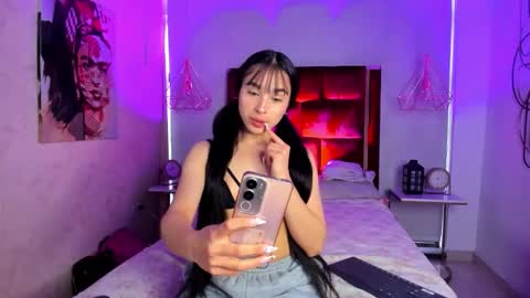 Snapshot of candysays_ chatting on 02.12.26 Candy online show from 02.12.26