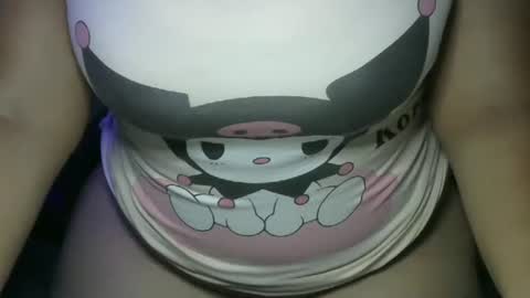 Snapshot of candyxhoney chatting on 03.27.26 Arii online show from 03.27.26