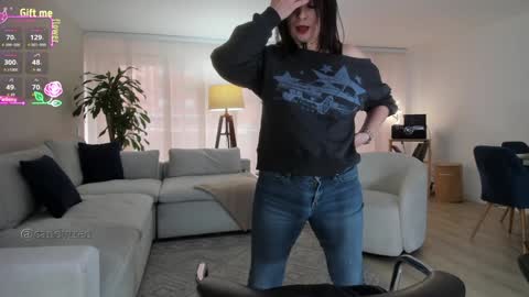 Gabriela K girl online show from 09.28.25