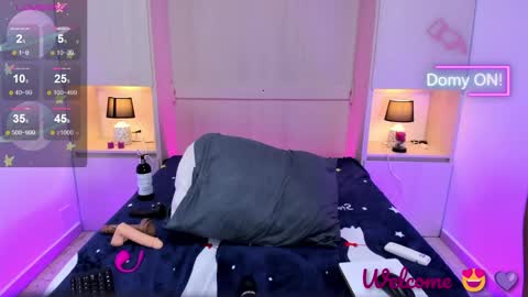  Dulce Maria  online show from 01.10.25