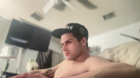 Snapshot of canekohl chatting on 01.01.25 ColeKaine online show from 01.01.25