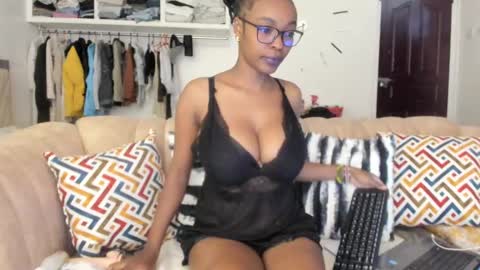 Canela online show from 01.24.25