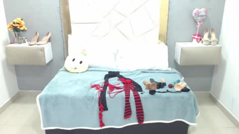 Canela online show from 02.06.25