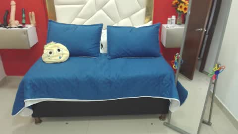 Canela online show from 09.10.25