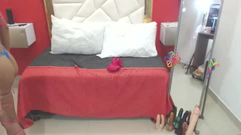 Canela online show from 10.04.25