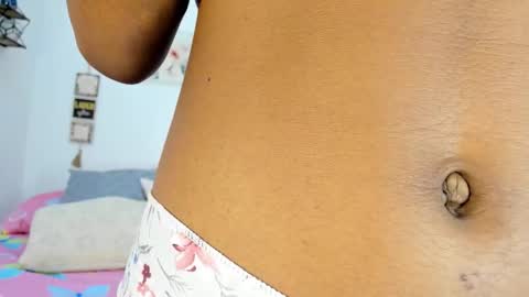 Snapshot of canhela1 chatting on 10.09.25 Canhela online show from 10.09.25