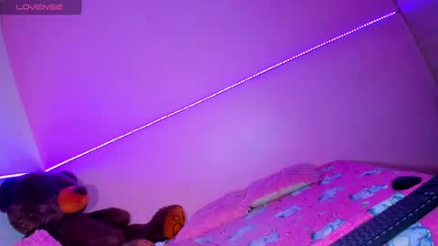 Onika   instagram   canndy888  online show from 01.28.25