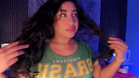 GABRIELA LOPEZ online show from 09.25.25