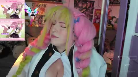 Snapshot of canndy_new chatting on 09.11.25 Canndyy Daniela online show from 09.11.25