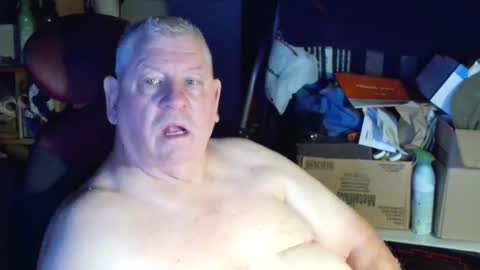 canoelicker69 online show from 09.11.25