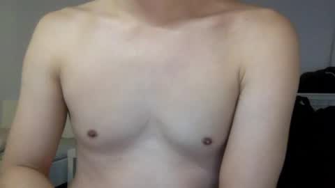 Snapshot of caobicao chatting on 01.07.25 contrast moe online show from 01.07.25