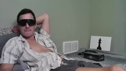 Snapshot of captain_chris8 chatting on 10.18.25 captain_chris8 online show from 10.18.25