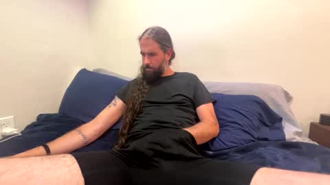 Snapshot of captnblackbeard chatting on 12.31.24 captnblackbeard online show from 12.31.24