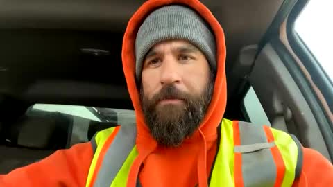 Snapshot of captnblackbeard chatting on 01.31.25 captnblackbeard online show from 01.31.25