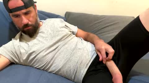 Snapshot of captnblackbeard chatting on 10.11.25 captnblackbeard online show from 10.11.25