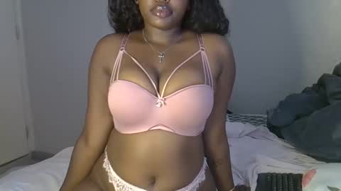 Snapshot of caramel_barbiee chatting on 03.24.26 Caramel online show from 03.24.26