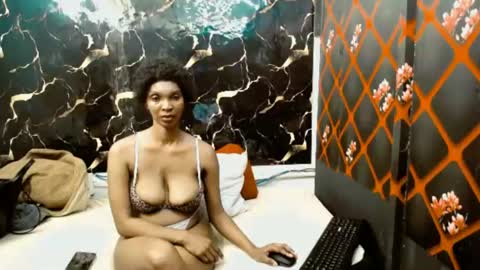 caramelminxx_ online show from 07.11.26
