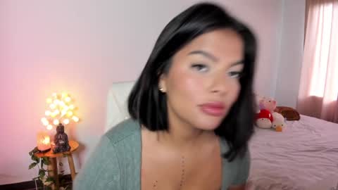              online show from 01.02.25