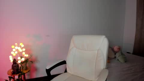              online show from 02.14.25