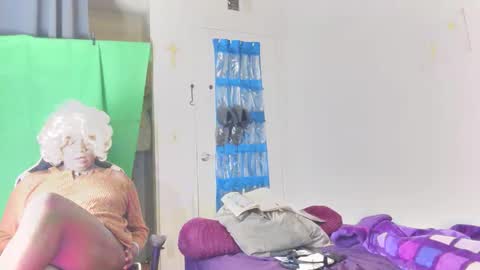 Snapshot of cardinalshinee chatting on 01.24.25 cardinalshinee online show from 01.24.25