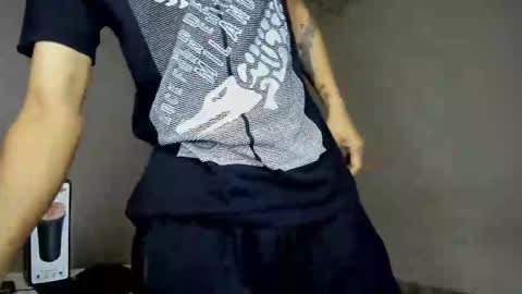 Carlos and Cristian  online show from 12.14.25