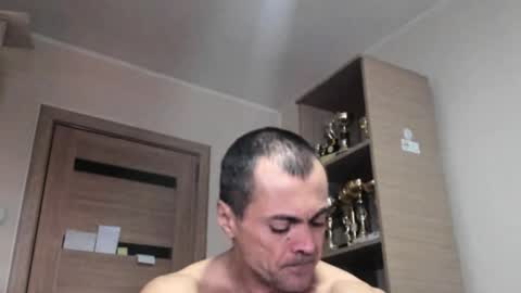 Snapshot of carin_the_body chatting on 10.25.25 Laz online show from 10.25.25