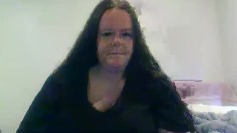 Snapshot of carinabro10 chatting on 10.05.25 carinabro10 online show from 10.05.25