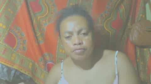 carinesexy69 online show from 02.12.25