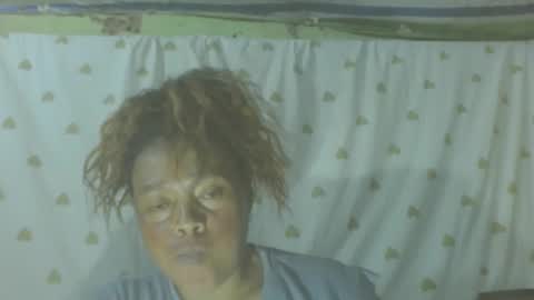 carinesexy69 online show from 11.13.25